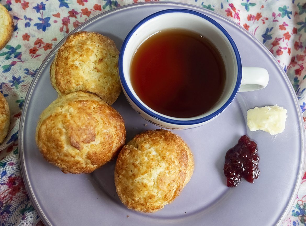 OLYMPUS DIGITAL CAMERA Scones