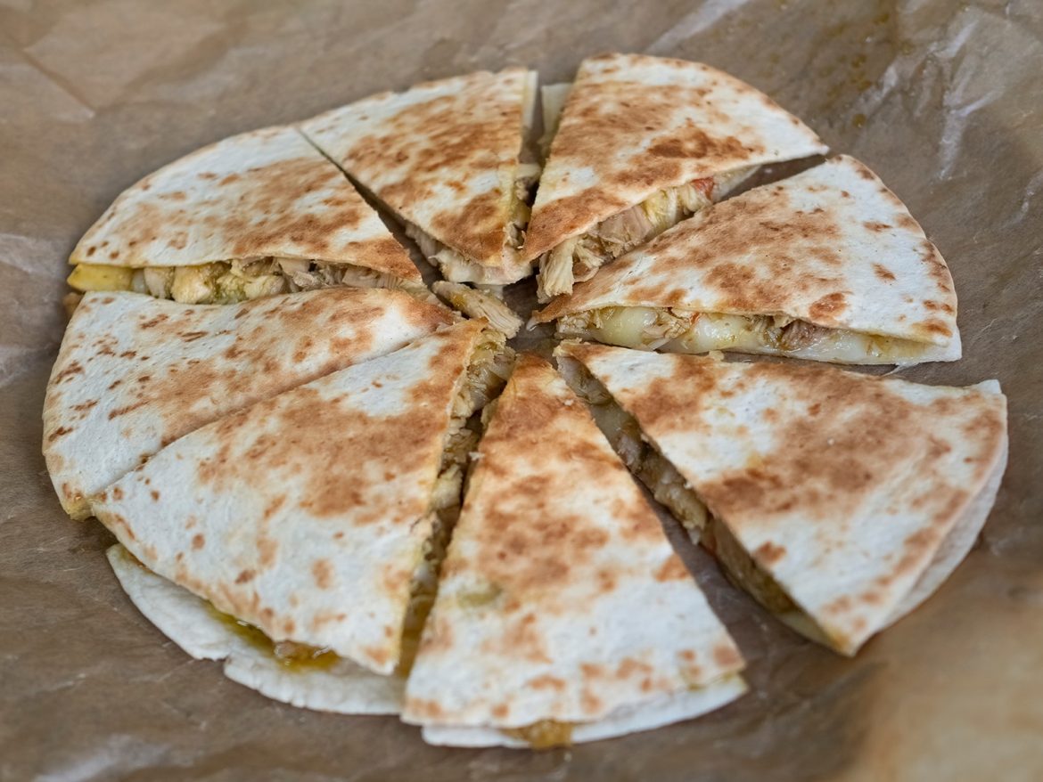 Quesadilla de frango assado